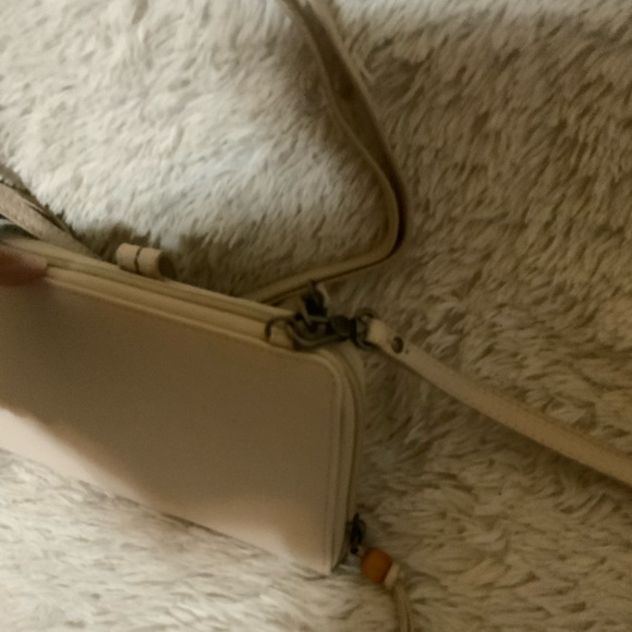 COPY - The Sak Vanilla Leather tote and Wallet - Picture 11 of 14